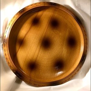 VINTAGE 1970s POLISHED WOOD CIRCULAR SERVING TRAY